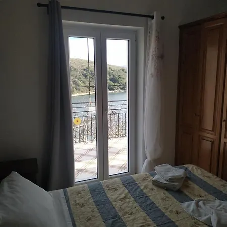 Nikos * Agios Stefanos Kassiopi